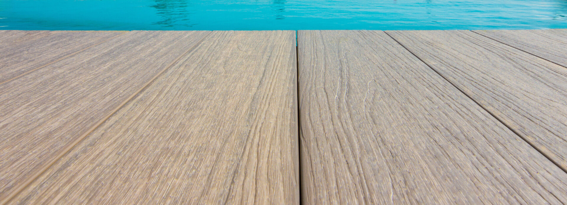 Lame de terrasse en bois composite